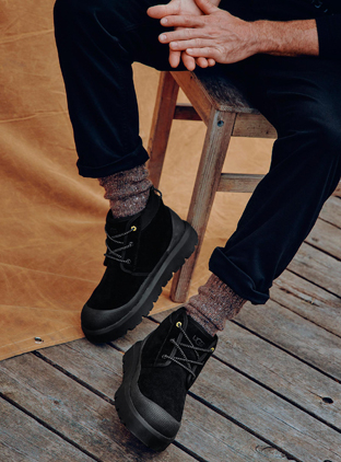UGG