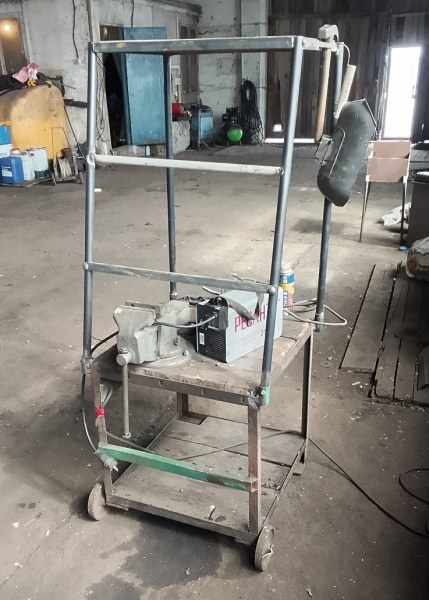 передвижгной верстак лесенка