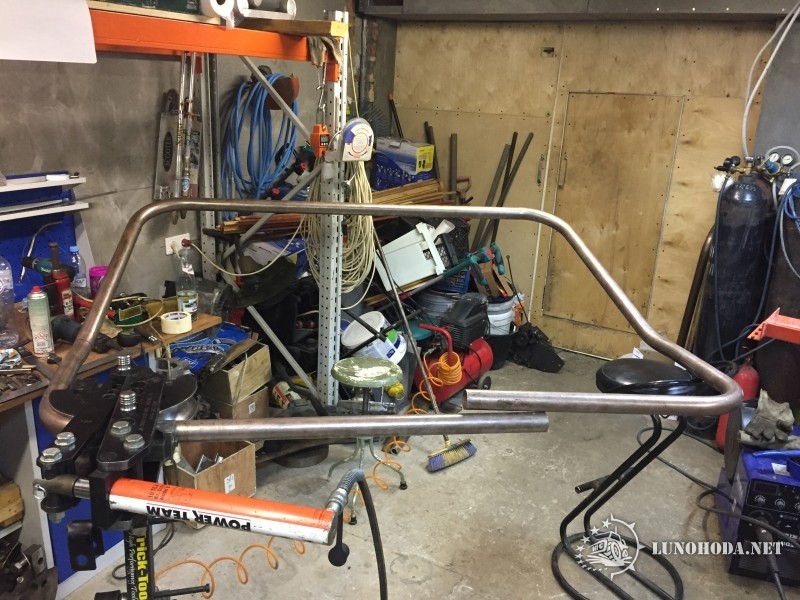 E0844A99-4551-45E5-B5DF-B536E9CEFD34