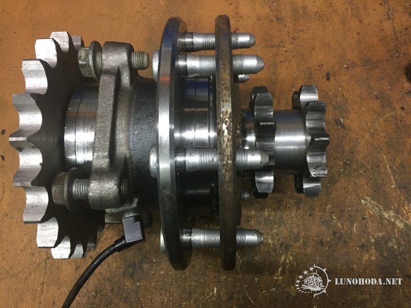 9093A94B-4019-4194-B5FE-5D669B7E06DD