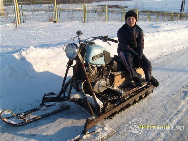 Гусеничный транспортер-снегоход В-3